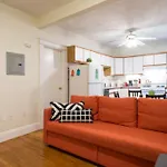Family Apartment Close To Fenway Park With One Parking Spot - 18