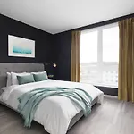 Two-Bedroom On Braintree Street Apt 603