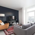 One-Bedroom On Braintree Street Apt 218