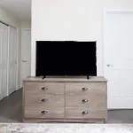 Studio On Arch Street Apt 2C