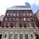 Smart Studio In Downtown Crossing By Sonder