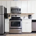 Simple Downtown Crossing Suites By Sonder