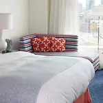Hotel Renaissance Seaport District 4*