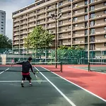 Global Luxury Suites At West End