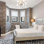 Apartment At 143 Arlington Street *