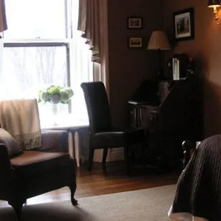 The College Club Of Bed & Breakfast 3*