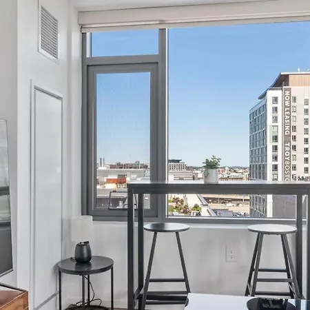 Apartment Beautiful In South End *