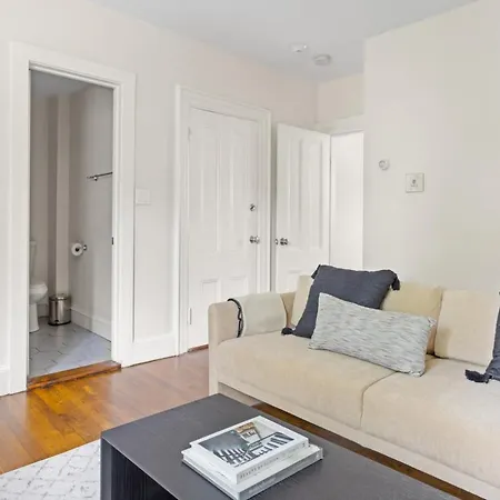 Apartment Savin Hill 1br Nr Red Line Bos-713