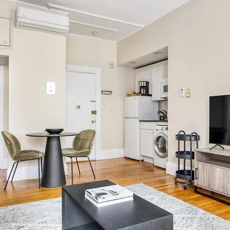 Back Bay 1br W Wd Nr Newbury St Bos-724 Apartment *