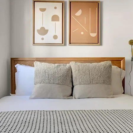 Apartment Newly Newly Renovated S 2br Bos-455 Boston