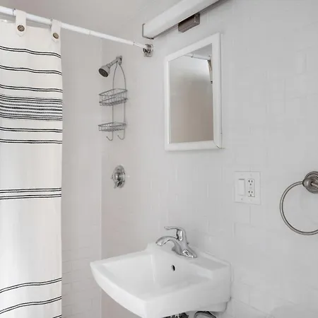 Brighton Studio Nr Mission Park Green Line Bos-675 Apartment