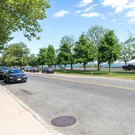 2br W Wd Steps From Carson M St Beach Bos-401 Apartment *