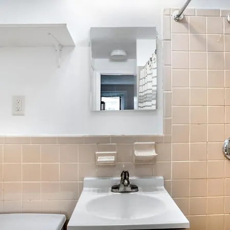 Luxe Back Bay 1br W Wd Nr Green Line Bos-689 *