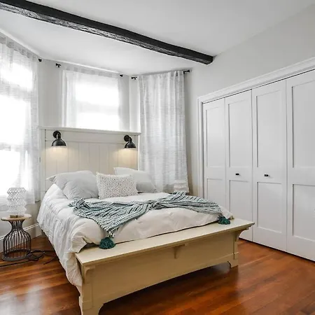 Private In Shared In Brookline *