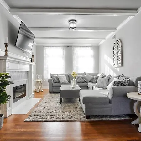 Private In Shared In Brookline *
