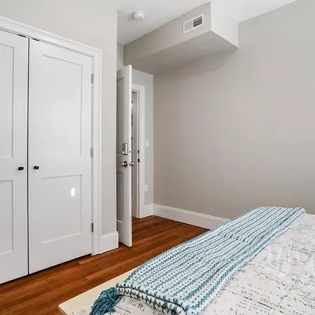 Apartment Private In Shared In Brookline Boston