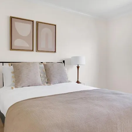 Spacious Chestationut Hill 1br W Wd Gym Bos-685 Apartment