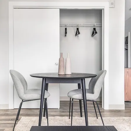 Apartment Brighton W Wd Gym Nr T Shops Bos-320