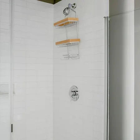 E Cambridge 2br W Gym Wd Nr Lechmere T Bos-635 Apartment Boston