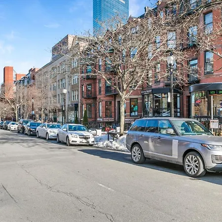 Back Bay 1br W Wd Nr Newbury St Bos-813 Apartment *