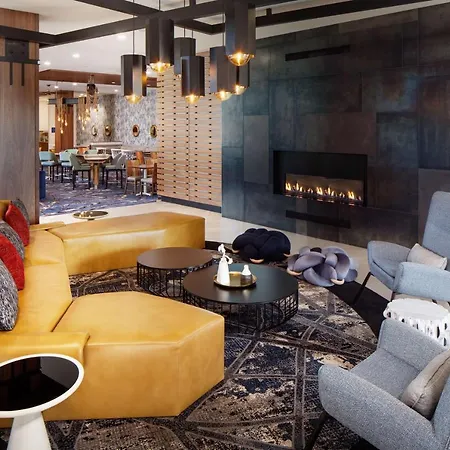 Homewood By Hilton Seaport District Hotel