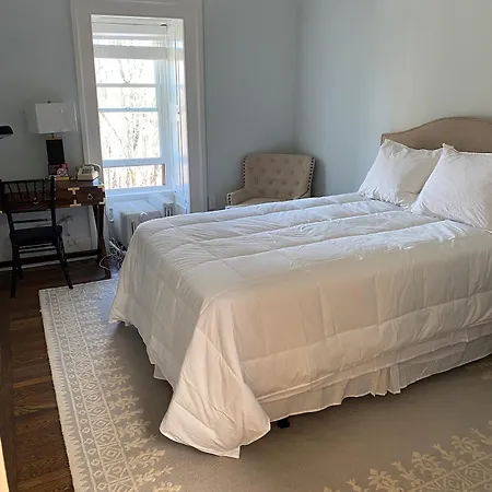 The College Club Of 3* Boston