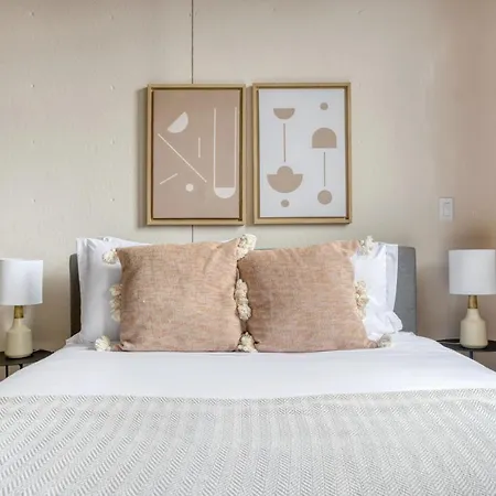 Stunning S End Bos-691 Apartment *