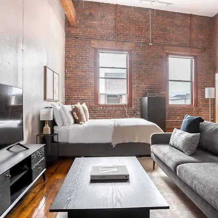 Stunning S End Bos-691 Apartment *