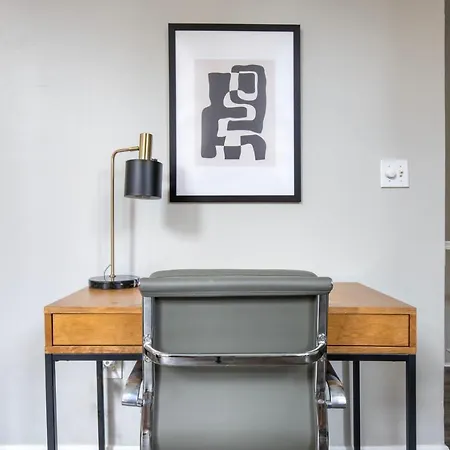Back Bay 2br W Courtyard Gym Nr Restaurants Bos-895 Apartment Boston