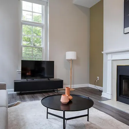 Back Bay 2br W Courtyard Gym Nr Restaurants Bos-895 * Boston