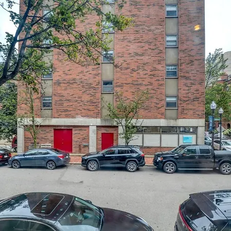 Back Bay 2br W Courtyard Gym Nr Restaurants Bos-895 Boston