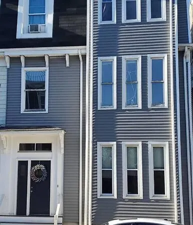 Apartment Newly Renovated -2 Bedroom *