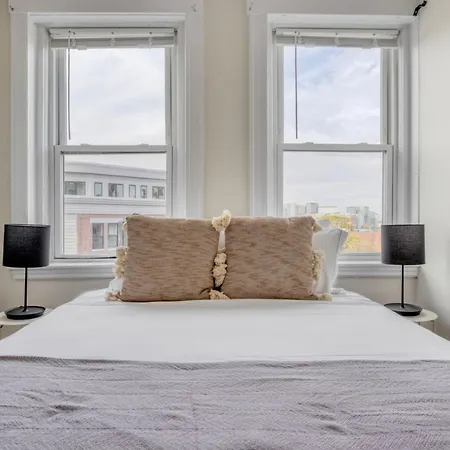 Apartment South 3br Fully Furnished Equipped Bos-928