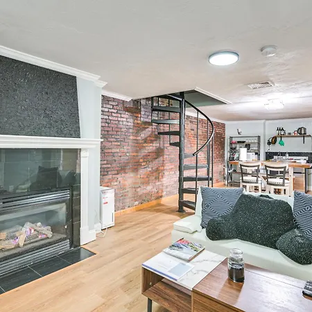 Cozy Near Franklin Park Zoo! *