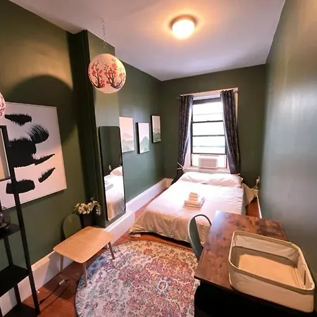 Furnished 3-bed 1-bath Private Apt In South End Apartment *