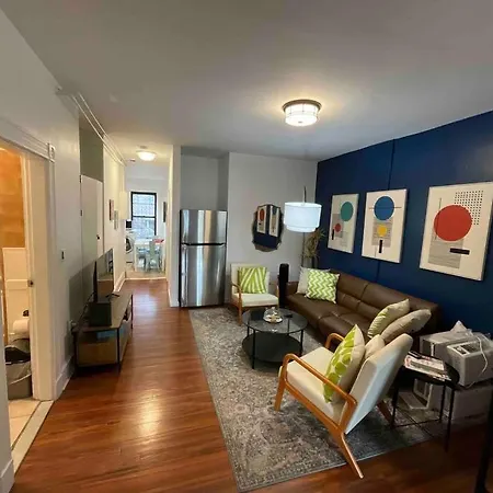 Furnished 3-bed 1-bath Private Apt In South End Apartment