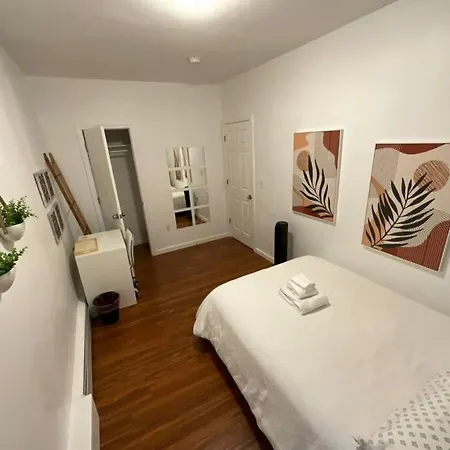 Apartment Furnished 3-bed 1-bath Private Apt In South End *