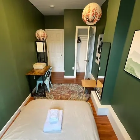 Furnished 3-bed 1-bath Private Apt In South End Apartment Boston