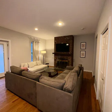 Town House Apartment