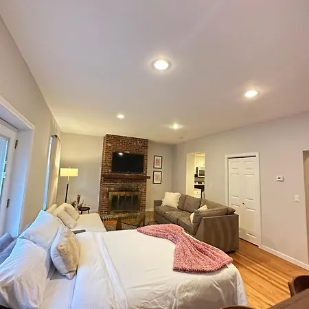 Apartment Town House