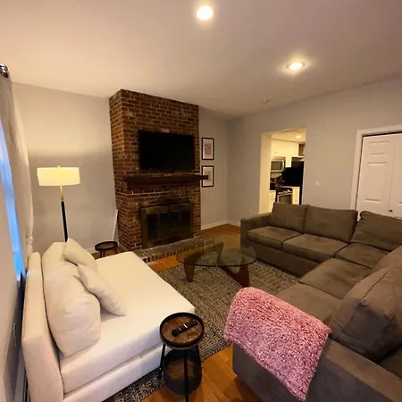 Apartment Town House *