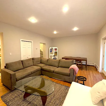 Town House *