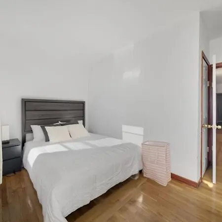 Holiday home Furnished 3-bed 1-bath Private Apt In South End Boston