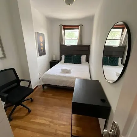 Furnished 3-bed 1-bath Private Apt In South End *