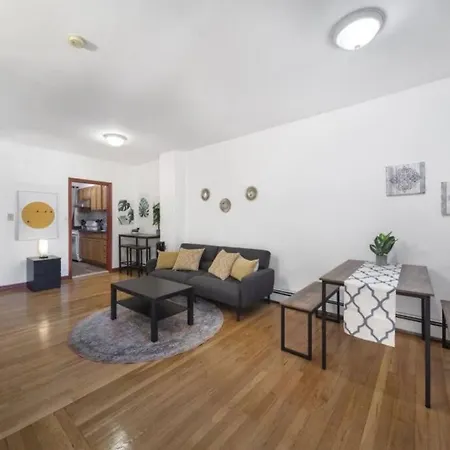 Furnished 3-bed 1-bath Private Apt In South End Holiday home Boston