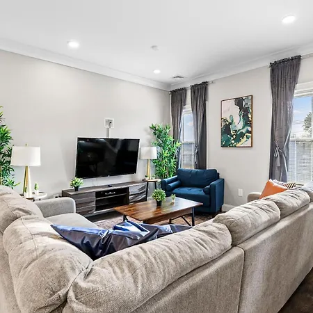 Spacious Fully Furnished By Logan Airport Boston