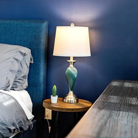 Apartment Spacious Fully Furnished By Logan Airport