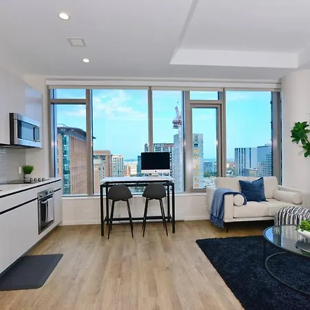 Modern Seaport Oasis *