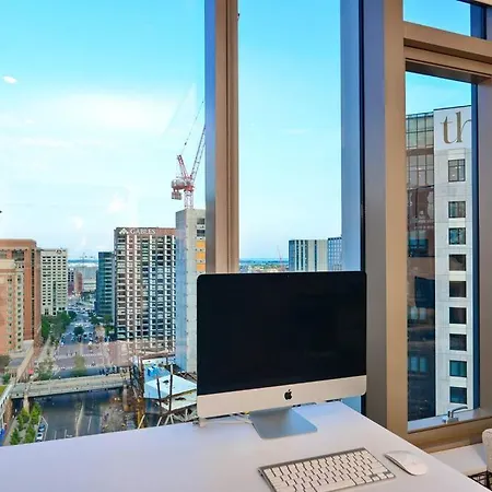 Modern Seaport Oasis *