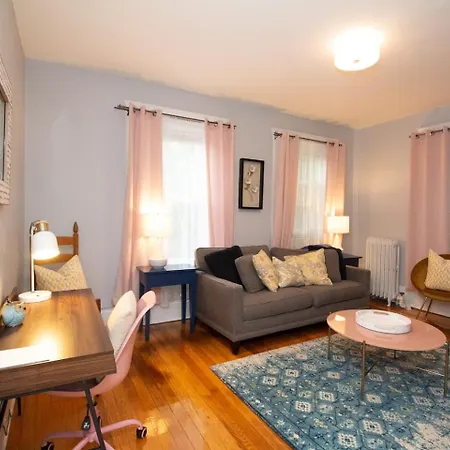 Renovated 1br, Washington Sq, Longwood, Lin